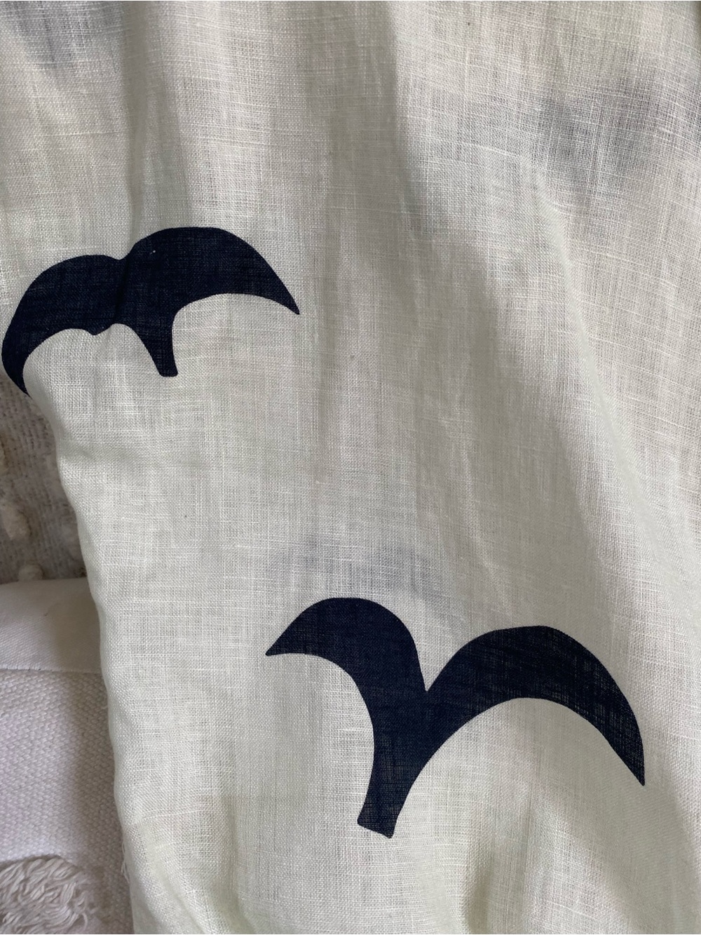 {Cala De La Cruz} Linen Front Tie Shirt - Picture 3 of 6